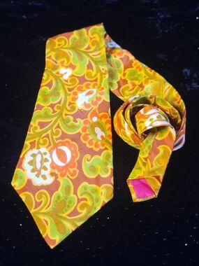 Hand Crafted Silk Orange Green Yellow Paisley Men's Tie